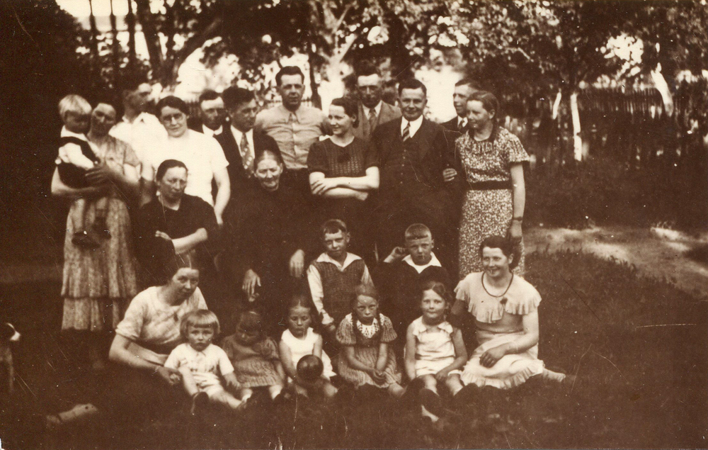 Familie Dziabel im Jahre 1937