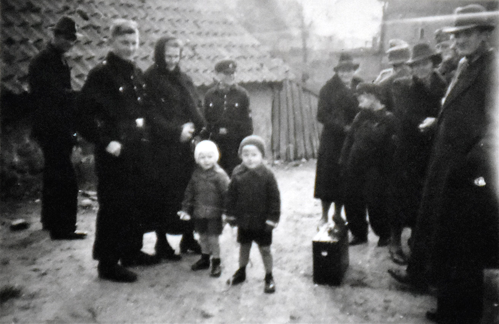 Fam. Paczkowski mit Besuch - ca. 1940