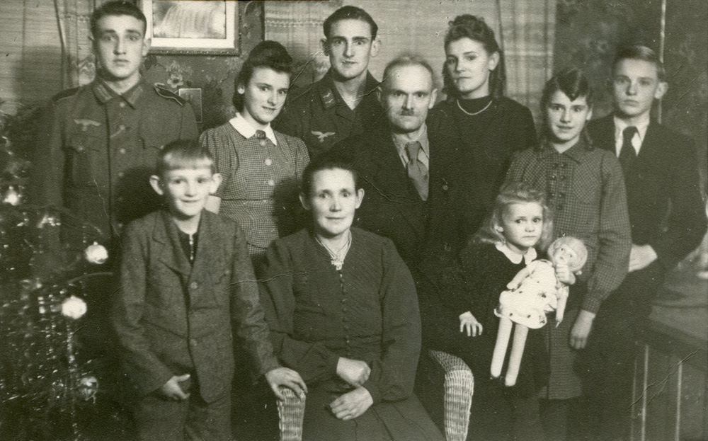 Familie Pankler  (um 1943)