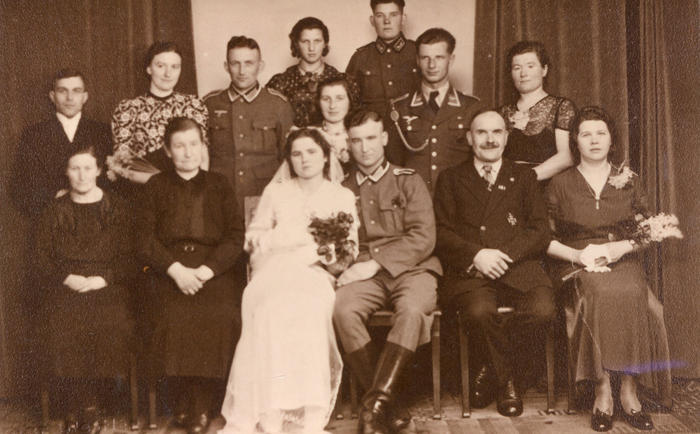 Hochzeitsfoto der Eheleute Lassek v. 21.2.1941