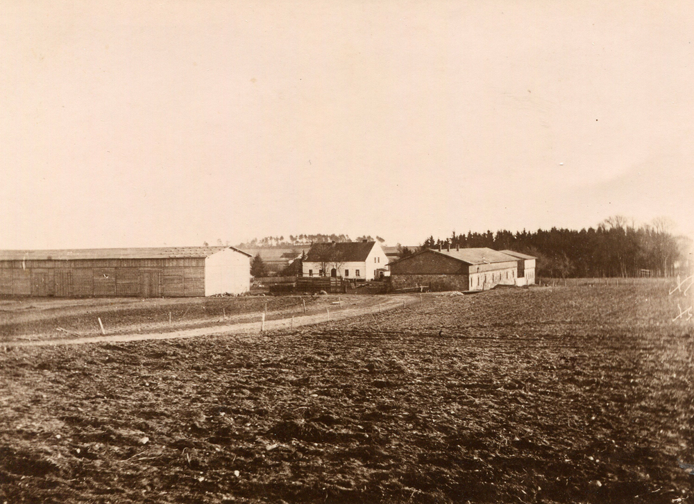 Anwesen der Familie Wilhelm Jaeschke in Klein Sakrau (1928)