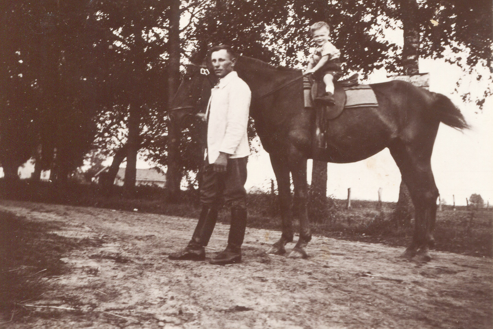 Karl Jendrejewski mit Ferdinand Hoffmann - Lomno 1938
