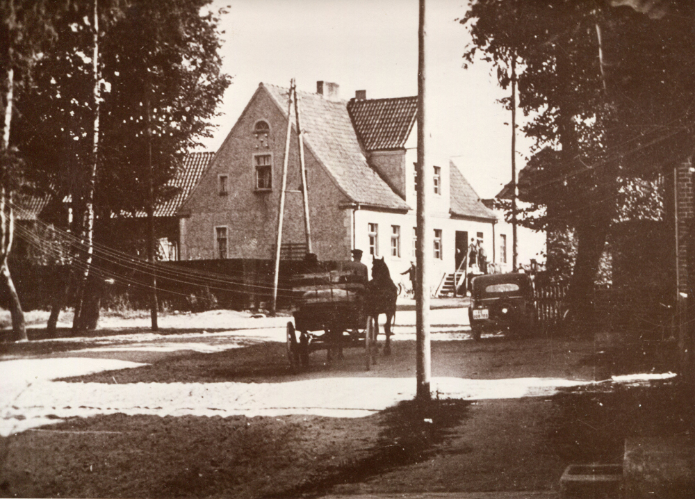 Dorfpartie mit der Molkerei Rohde - 1931