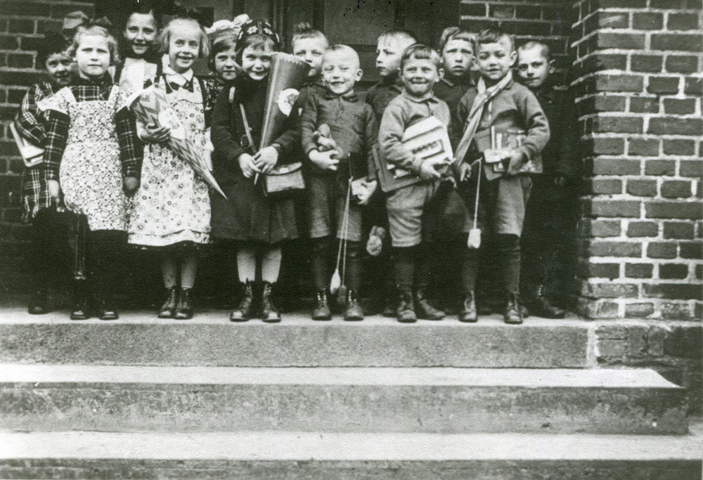 Erstklässler der Schule in Wetzhausen im Jahre 1937